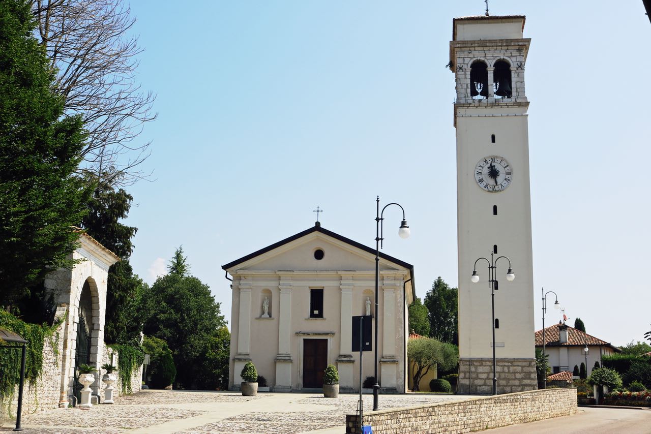 Basaldella Church and Villa Cigolotti